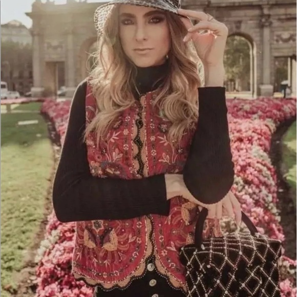 Embroidered Velvet Beaded Waistcoat - Picture 2 of 8